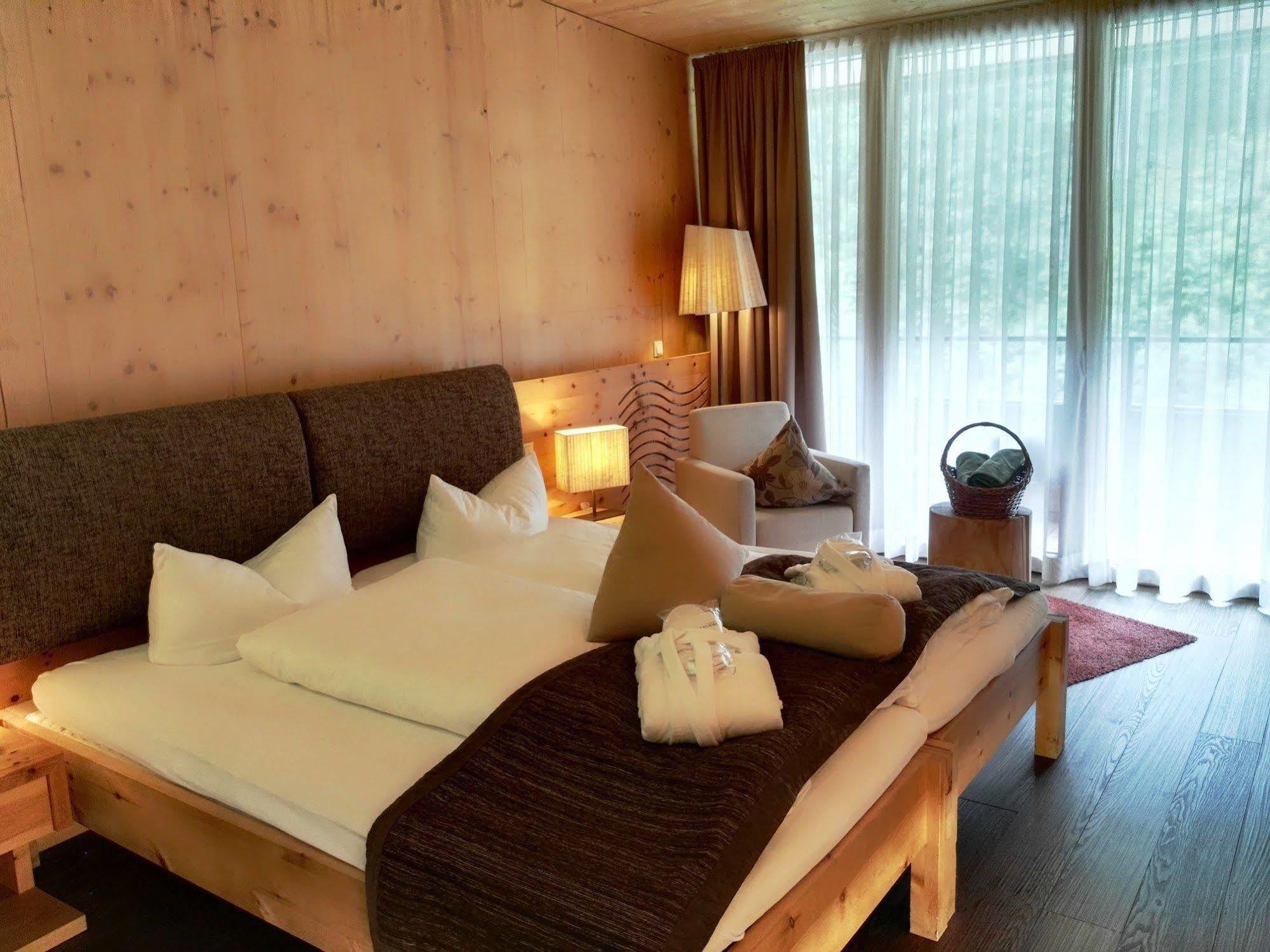 Hotel Zedern Klang 4*